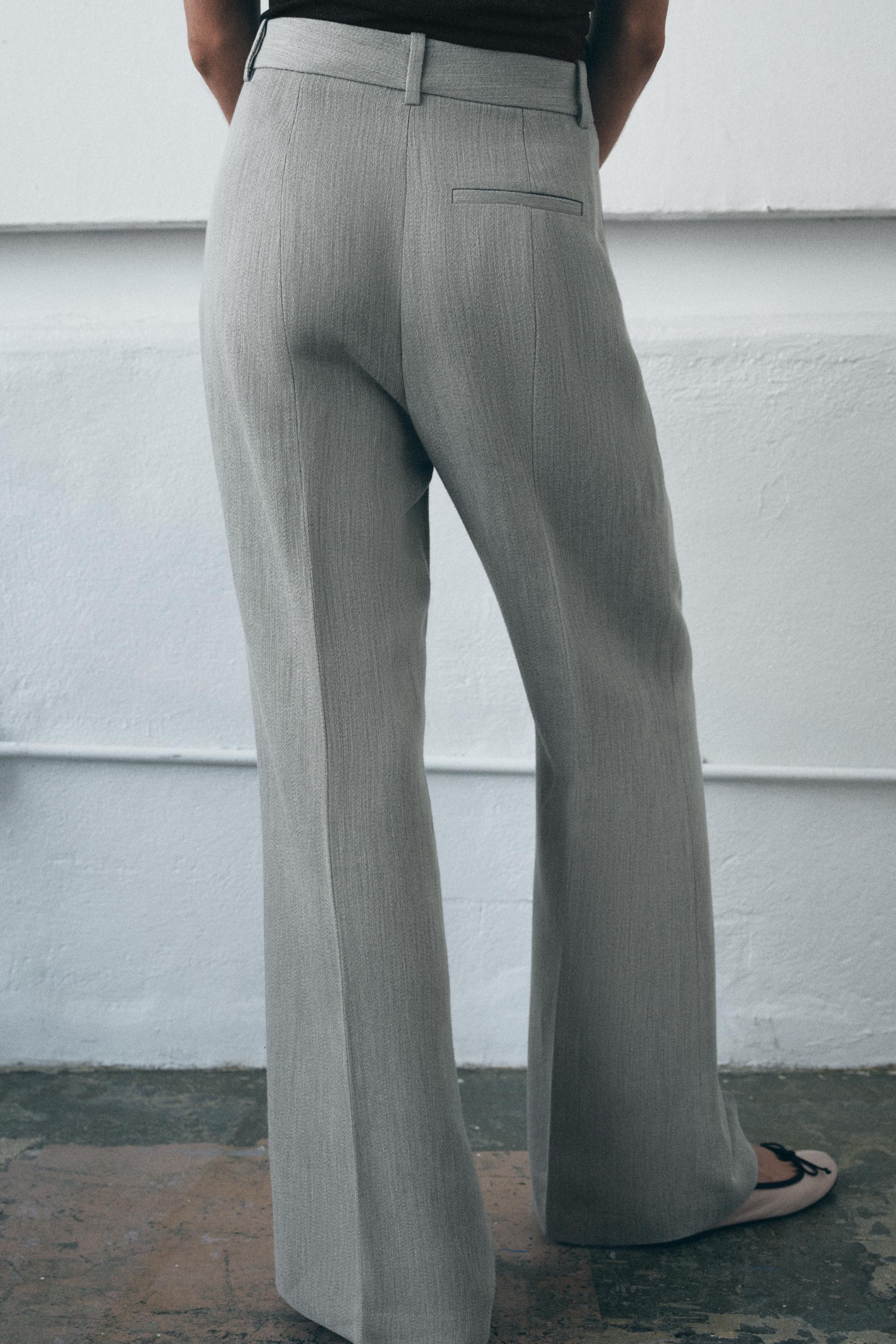 FLARE TEXTURED PANTS ZW COLLECTION